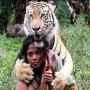 Khatarnak Bangal Tiger Se Anokhi Dosti Nibhata Indonashian Bashinda