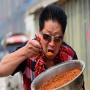 The Chillie Man of China - Eats 2KG of Chillies every day