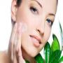 Women article Keep the skin msak