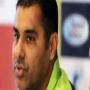 Waqar younis is not satisfied with PCB's policy about team selection. 